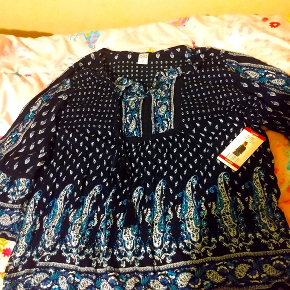 Bila Tops - Bila Flare Armed Shirt